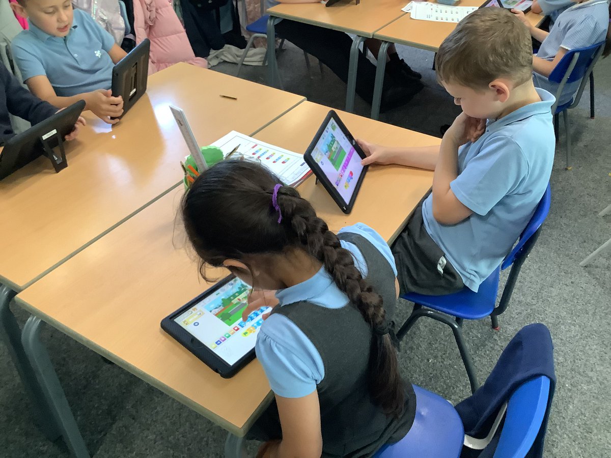 MissT_Thatto's tweet image. We have been using Scratch Junior in our Computing lessons. We have been creating our own algorithms to make our Sprite move in different ways. 💻😸⬆️ #ThattoPrim_Computing