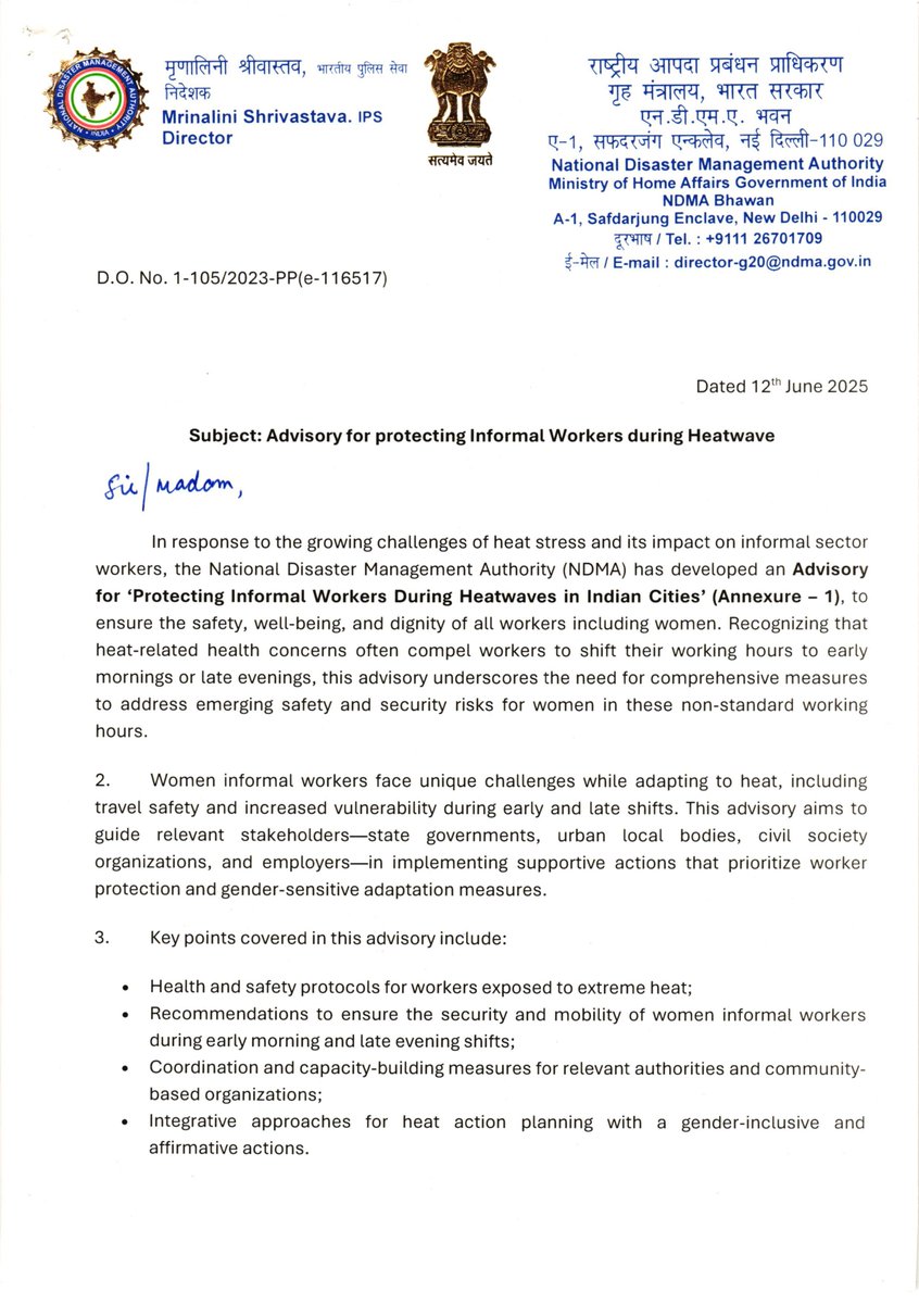aravindunni23's tweet photo. Important Update! 🌡️🔥 Informal Workers &amp; Heatwaves

NDMA has issued a landmark advisory to protect India’s 80% urban workforce from heatwave risks. This includes street vendors, construction workers, domestic workers &amp; more—most exposed to rising temperatures daily. 🔥 👨‍🏭 1/3 https://t.co/JPm3iHWiYP