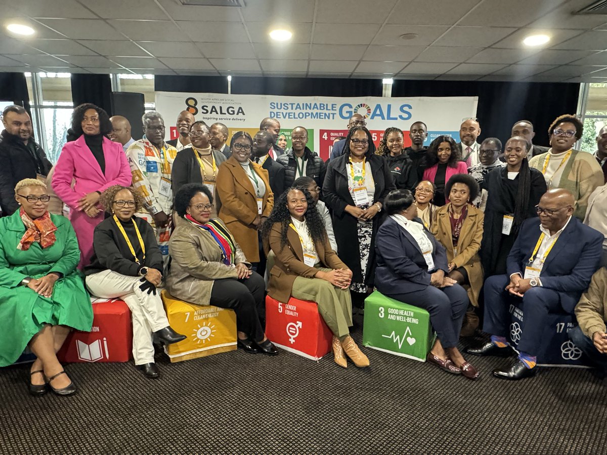 nasiphim's tweet photo. At the heart of SDGs is peace and prosperity for people and the planet, while tackling climate change and working to preserve oceans and forests. The SDGs highlight the connections between the environmental, social and economic aspects of sustainable development. #U20SouthAfrica @CityTshwane