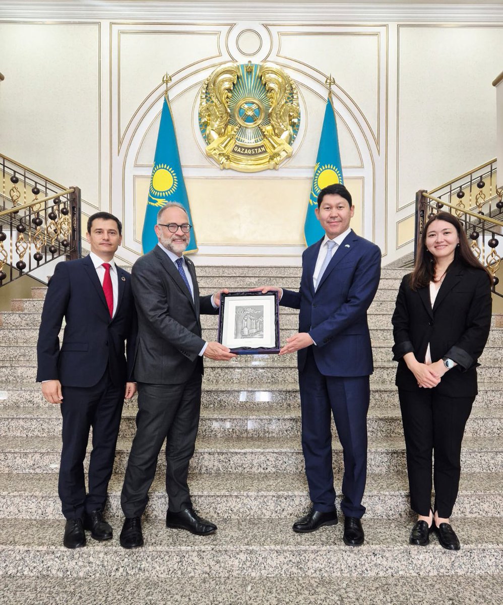 Didar Temenov (@temenov) on Twitter photo I bid farewell to our good friend, UN RC a.i. in 🇰🇿 <a href="/SteveOMalleyUN/">Steve O'Malley</a>
Mr. O'Malley genuinely contributed to advancing our strong relations with #UnitedNations, incl. through excellent contribution to <a href="/AstanaIntlForum/">Astana International Forum</a>.
I wish him every success in his new mission! I bid farewell to our good friend, UN RC a.i. in 🇰🇿 <a href="/SteveOMalleyUN/">Steve O'Malley</a>
Mr. O'Malley genuinely contributed to advancing our strong relations with #UnitedNations, incl. through excellent contribution to <a href="/AstanaIntlForum/">Astana International Forum</a>.
I wish him every success in his new mission!