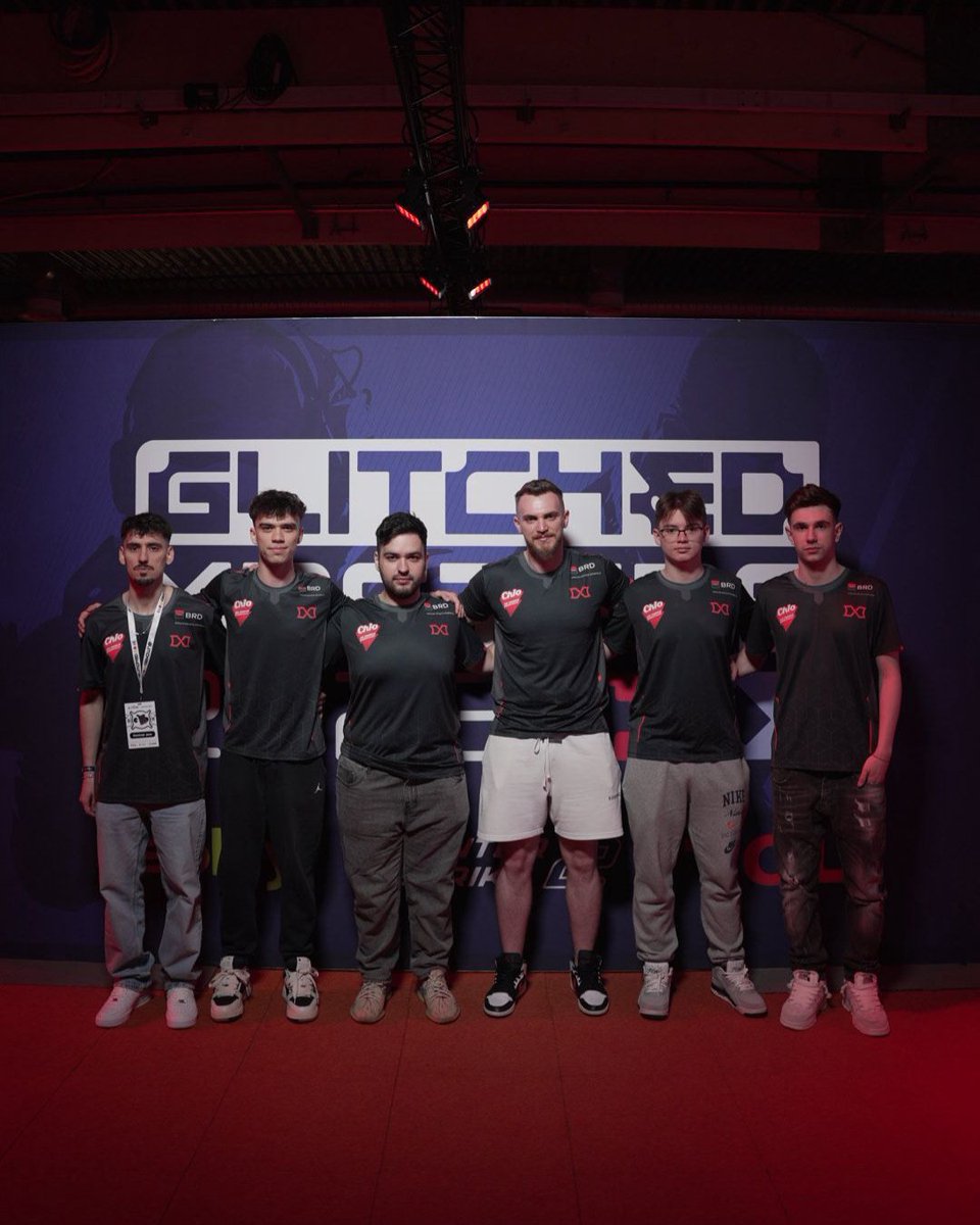 Guess who's already in the Swedish arena, ready for the  Glitched Masters LAN😜

Time to lock in and show what we’ve got 🔥
#WeINFINITE