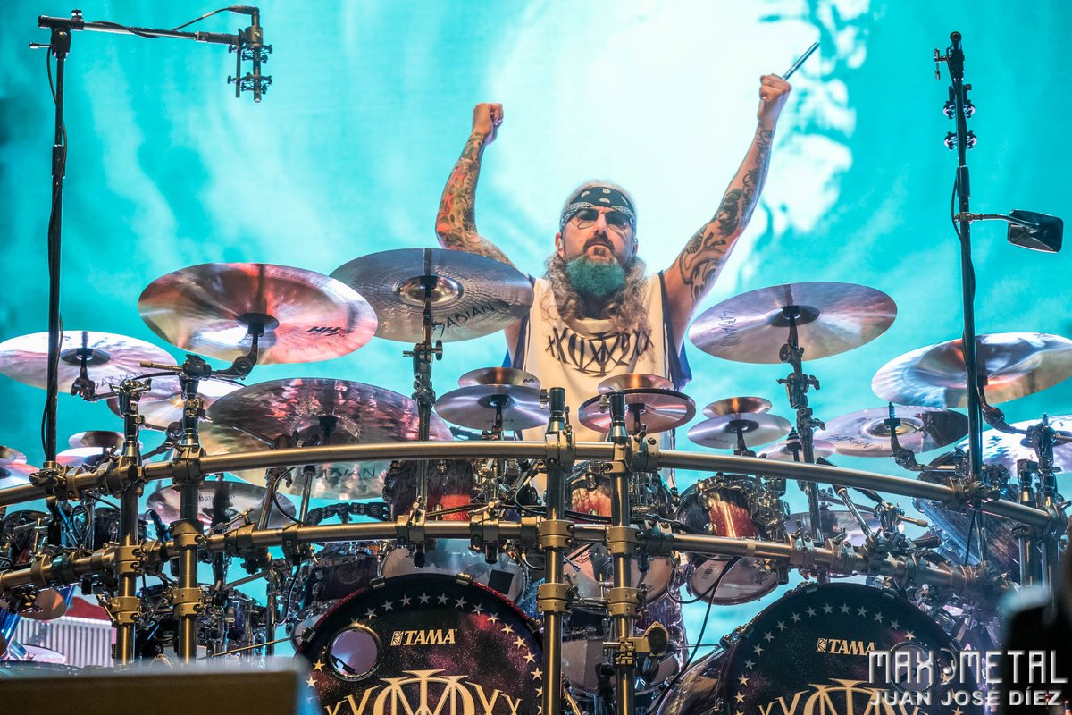 Crónica: la X edición del Z! Live arranca con fuerza con Dream Theater - Junio 2025 - maxmetal.net/2025/06/13/cro…