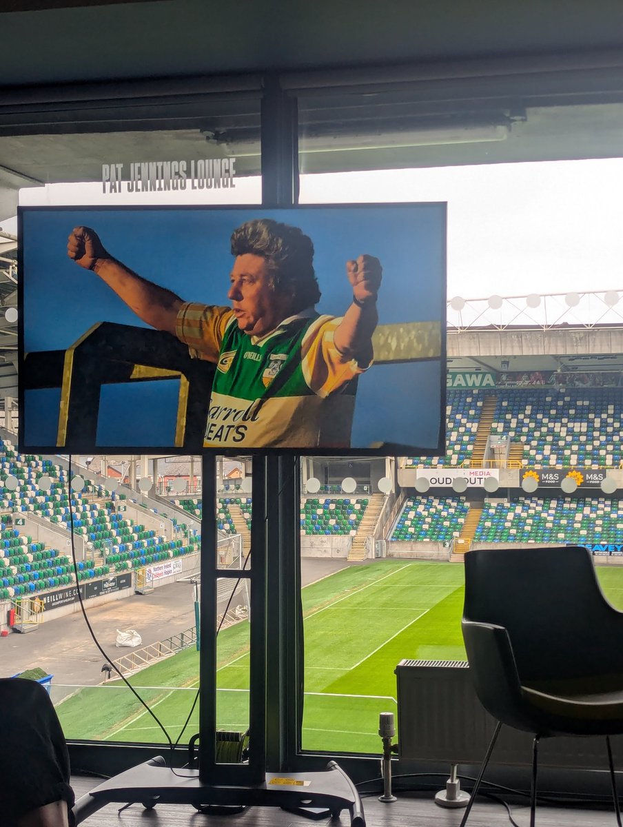 The GAA at Windsor Park.

Great image of Offaly fan Mick McDonagh in Siobhán Doyle's presentation on the National Museum of Ireland's exhibition on objects of the GAA.

#FootyCon25