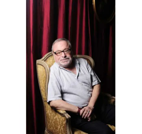 📖#TalDíaComoHoy de 1947 nació Fernando Savater, filósofo, activista y prolífico escritor español.