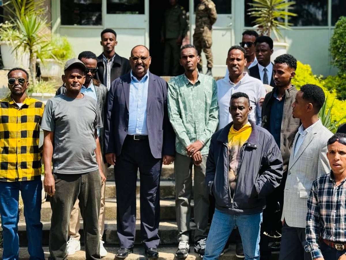 Plpoliceforce's tweet image. Addis Ababa 🇪🇹 | President of Puntland @HESaidADeni visits injured heroes from anti-terror ops. Treatment ongoing—critical cases sent to India. Operation Hillaac near success; Onkod in Calmadow next. #Puntland #Somalia #AddisAbaba #Security