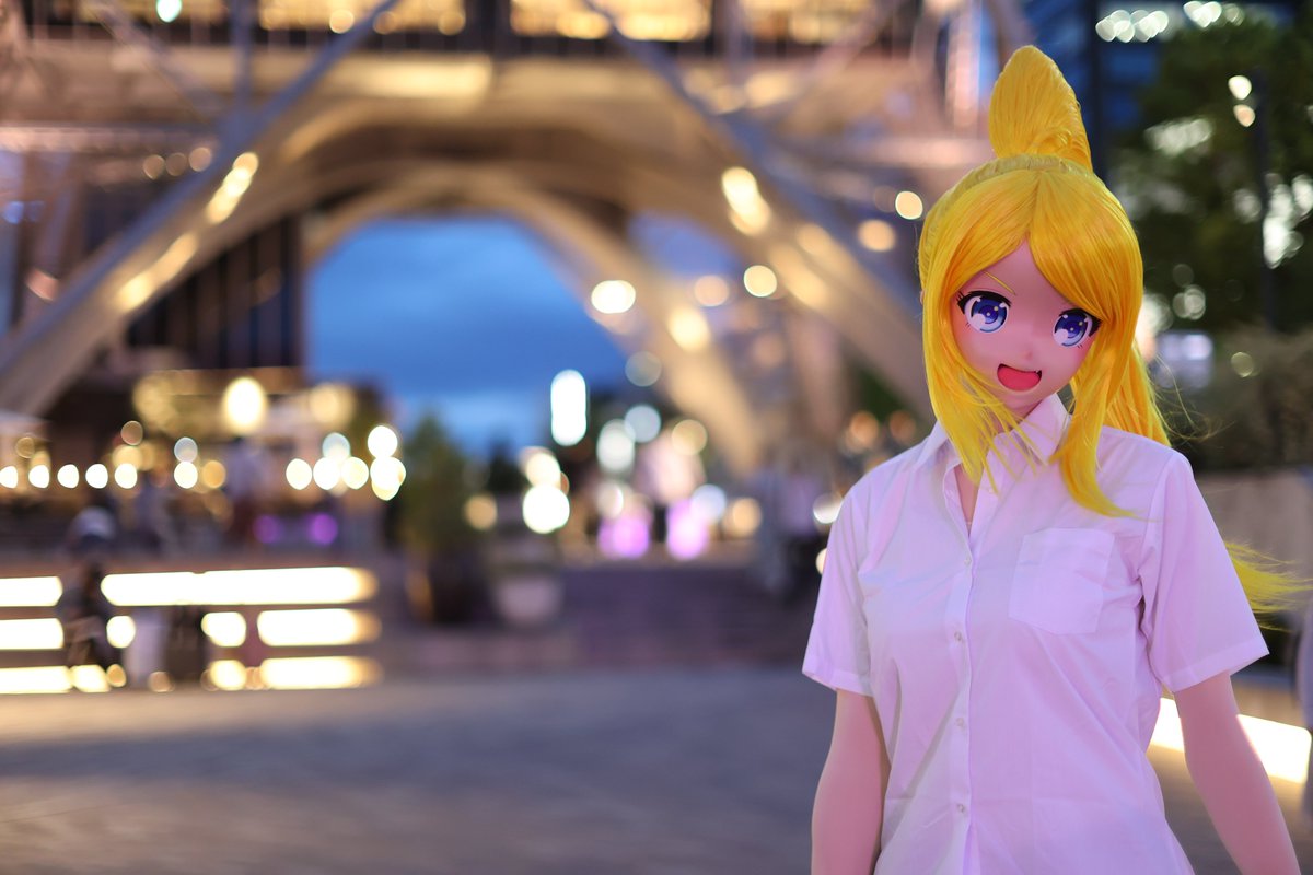 金曜日だから金髪