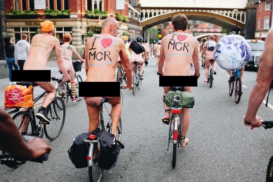 Thanks spreading the word <a href="/MCRlove/">LoveMCR</a> !

As they say we get our kit off because drivers are incapable of seeing cyclists

Join the protest at 6pm today All Saints Park Oxford Road!

ilovemanchester.com/world-naked-bi…