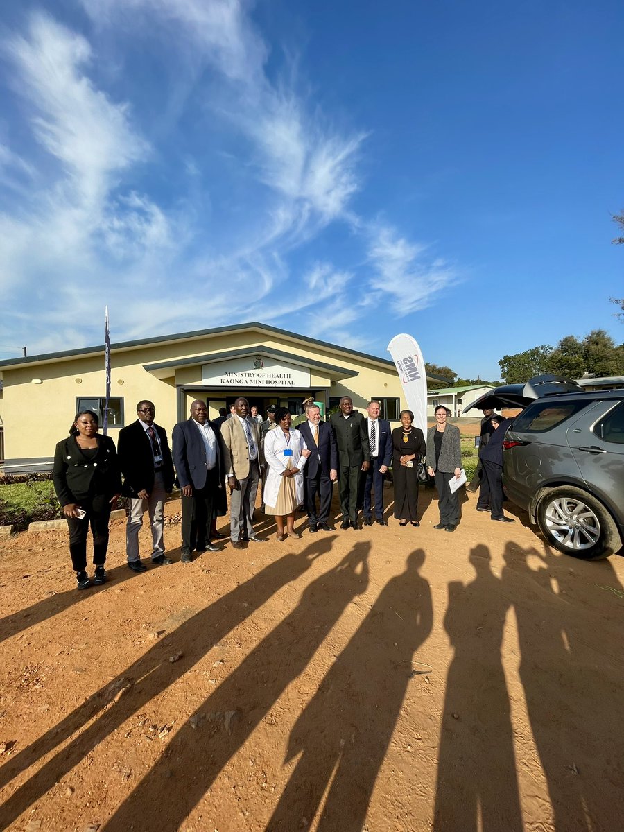 Lord_Collins's tweet photo. With @UKEF support, NMS has created key infrastructure to support community led health solutions in Zambia.

Good to visit an NMS hospital, a prime example of how the 🇬🇧 and 🇿🇲 partnership can deliver. https://t.co/OatR1YGEmm