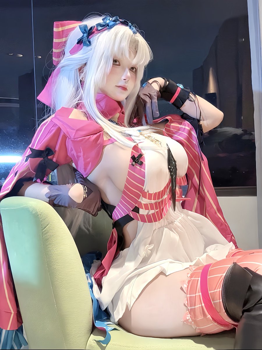二小姐～

#珂萊塔 #鳴潮 #cosplay  #carlotta #カルロッタ https://t.co/GOvl9jy2mY