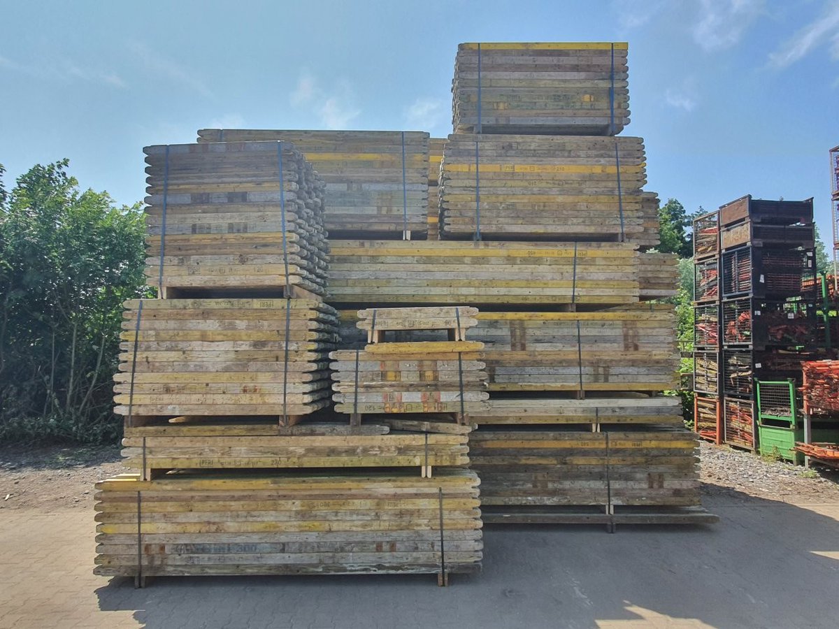 FormworkDirect's tweet image. Another load of PERI GT24 Timber Girders just landed ⚓
Lengths from 0.9m to 6.0m – perfect for decks, slabs & walls
💻 See the full list online
📞 Enquire for a quote
#GT24 #formwork #construction #PERI #FormworkDirect #hire #sale