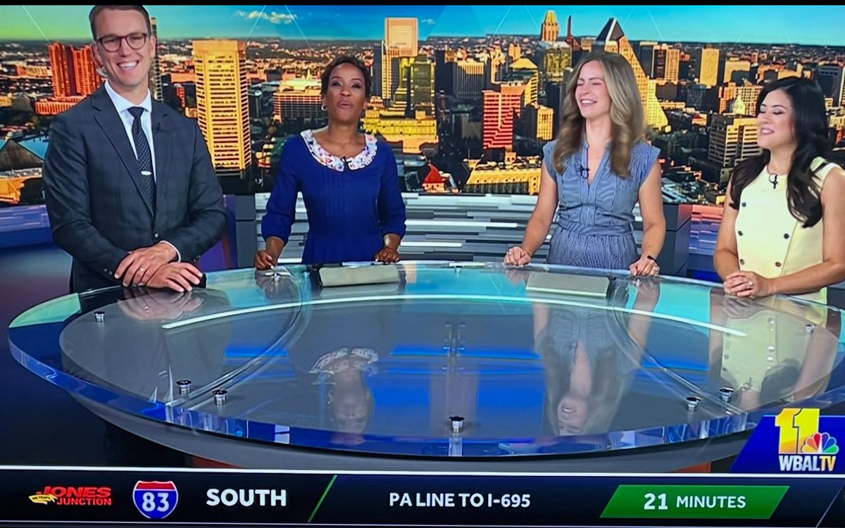 SistaGorgeous1's tweet image. @SeanStreicher@MegMRivers @LaceeGriffith @alenaleewx What a great way to end Friday wishing our Sean Happy Father’s Day. Enjoy ur special day Sean and loving those smiles this morning. Thank you for always being here for us viewers. Have a great weekend n see ya Monday💜💜💜