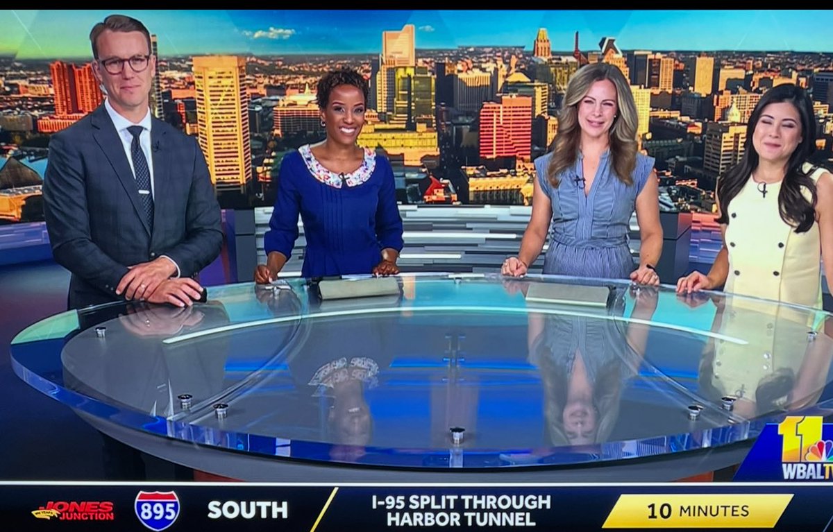 SistaGorgeous1's tweet image. @SeanStreicher@MegMRivers @LaceeGriffith @alenaleewx What a great way to end Friday wishing our Sean Happy Father’s Day. Enjoy ur special day Sean and loving those smiles this morning. Thank you for always being here for us viewers. Have a great weekend n see ya Monday💜💜💜