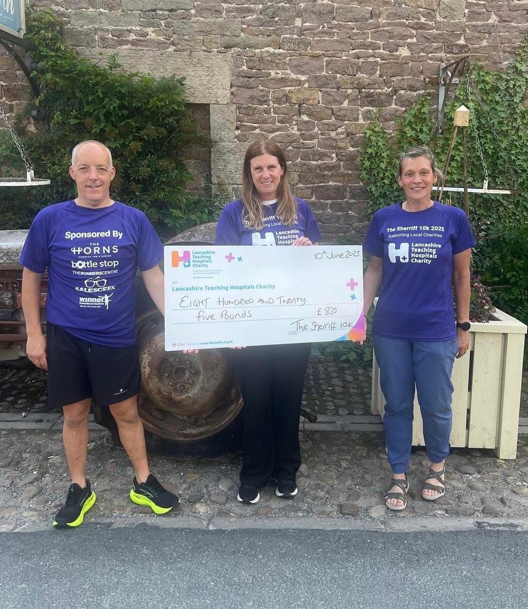 Lancashire Teaching Hospitals Charity (@lanchospcharity) on Twitter photo A huge thank you to The Sherriff 10k Scorton for donating £825 to Preston’s Critical Care Unit at <a href="/LancsHospitals/">Chorley & Royal Preston</a> in memory of Ellis Gibbs 🧡
Our fundraiser Joanna was proud to accept the cheque - your support will make a real difference to patients and families at our hospital A huge thank you to The Sherriff 10k Scorton for donating £825 to Preston’s Critical Care Unit at <a href="/LancsHospitals/">Chorley & Royal Preston</a> in memory of Ellis Gibbs 🧡
Our fundraiser Joanna was proud to accept the cheque - your support will make a real difference to patients and families at our hospital