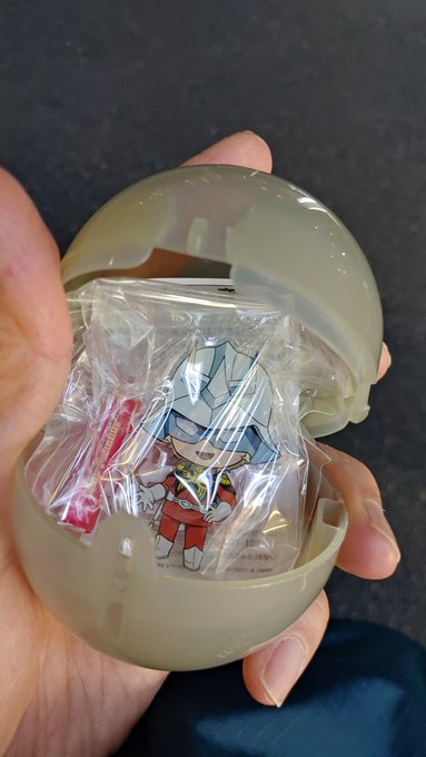 シャア出たらおもろいなと思って回したらほんとに来た 