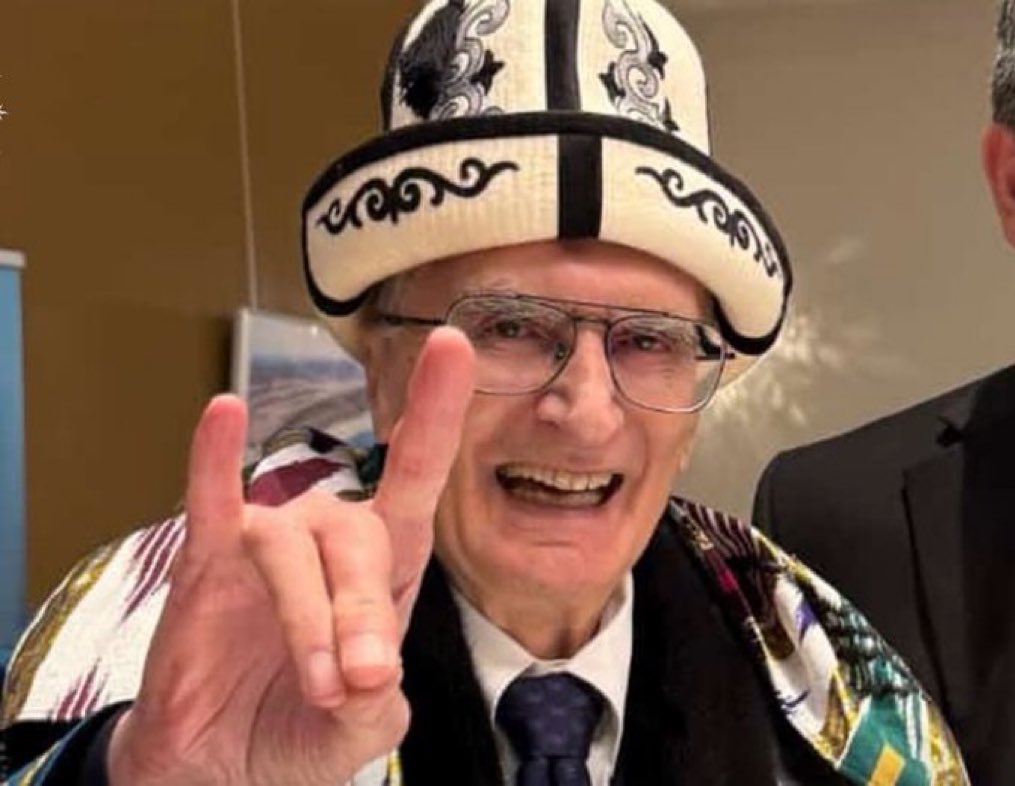 “Türk Ulusunun en büyük yanlışı, Arap kültürünü din zannetmesidir."

💬Aziz Sancar