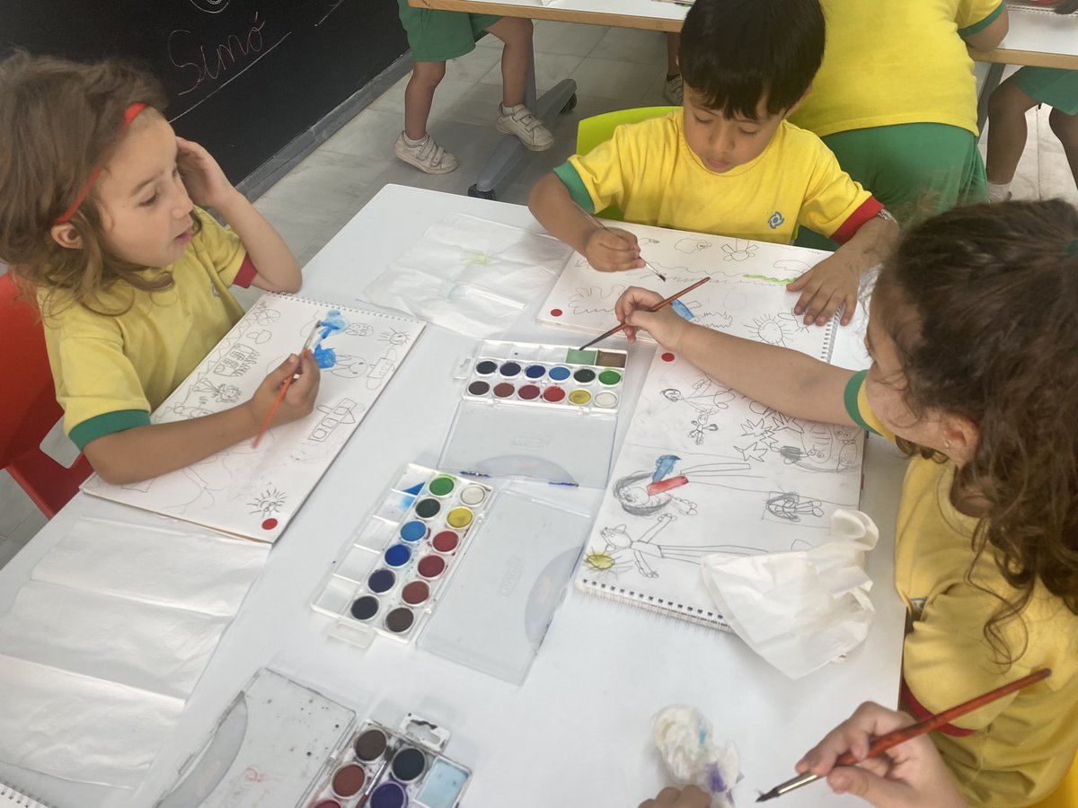 Educació Infantil      Col·legi Natzaret Esplugues tweet media