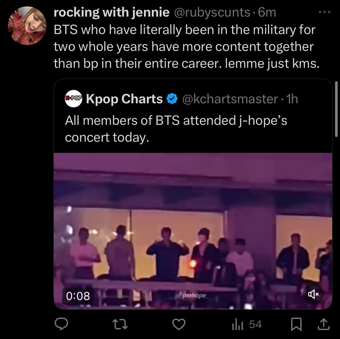 yoongiversc's tweet photo. I know they MAD https://t.co/Upozxu5qRG