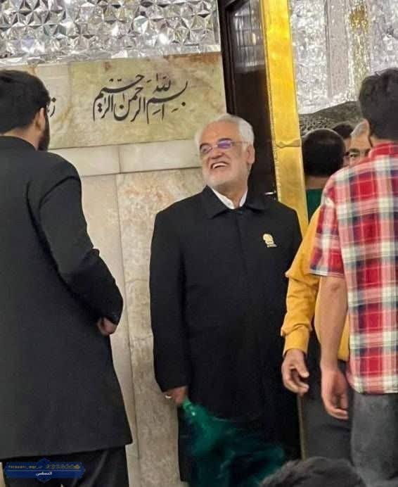 ایستاده با لبخند از بهشت تا بهشت
تصویری از خادم الرضا شهید طهرانچی دانشمند هسته‌ای کشور در حرم رضوی

#YouWillRegretIt
#مجازات_سخت
