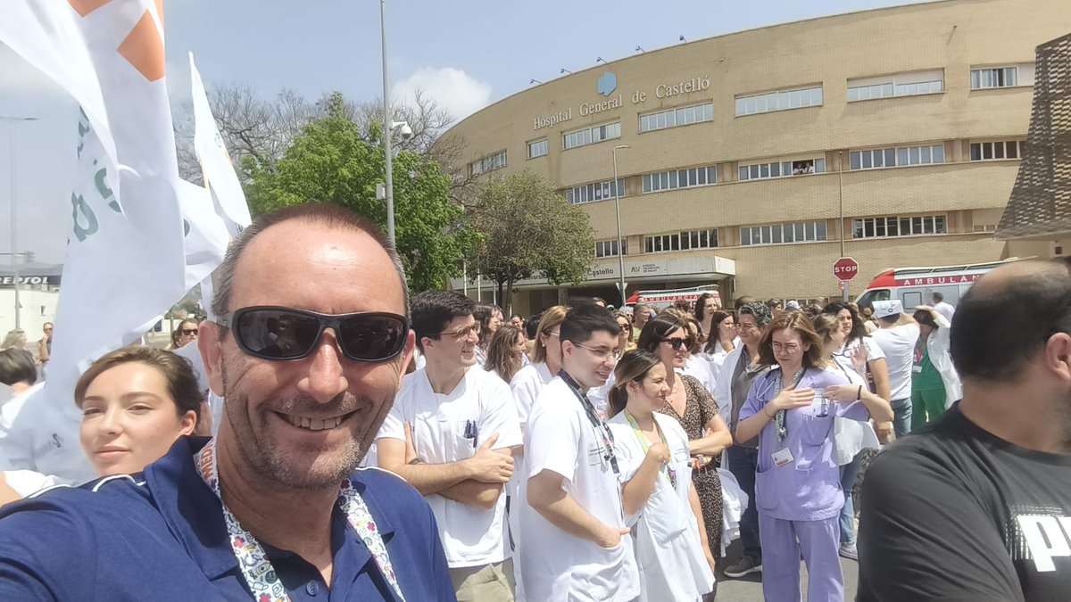 cesm_sindicatos's tweet photo. 📸Concentraciones en #Castellón convocadas por @CESM_CV en esta #HuelgaMédica13J de #NoAlBorradorEstatutoMarco #NoticiasCESM #SindicatoMédico https://t.co/9DZh2LoJIq