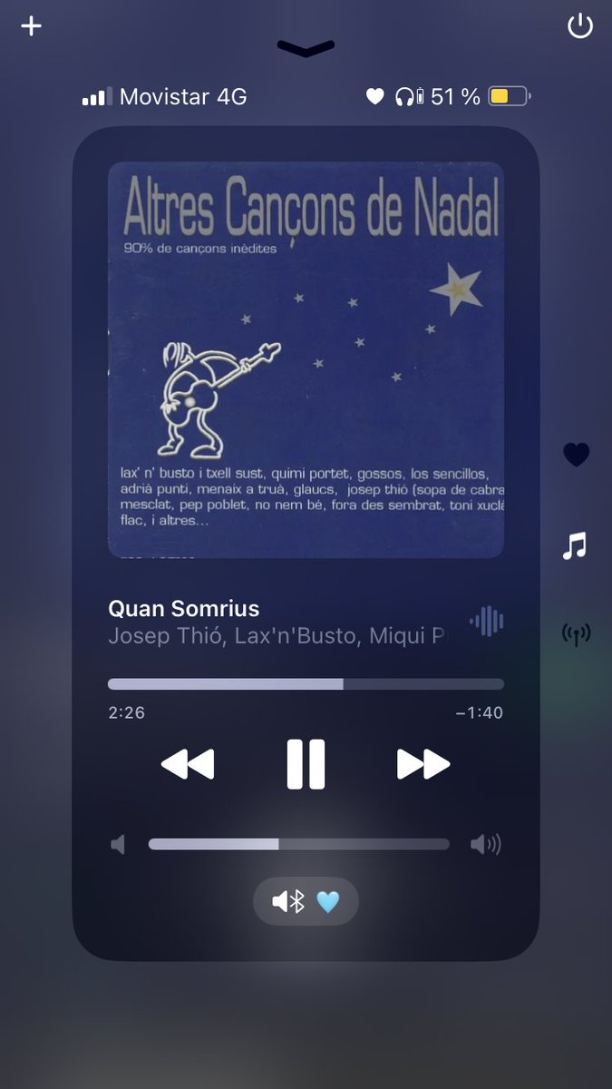 a vegades nomes has descoltar la millor nadala del mon a mig juny i seguir amb la teva vida