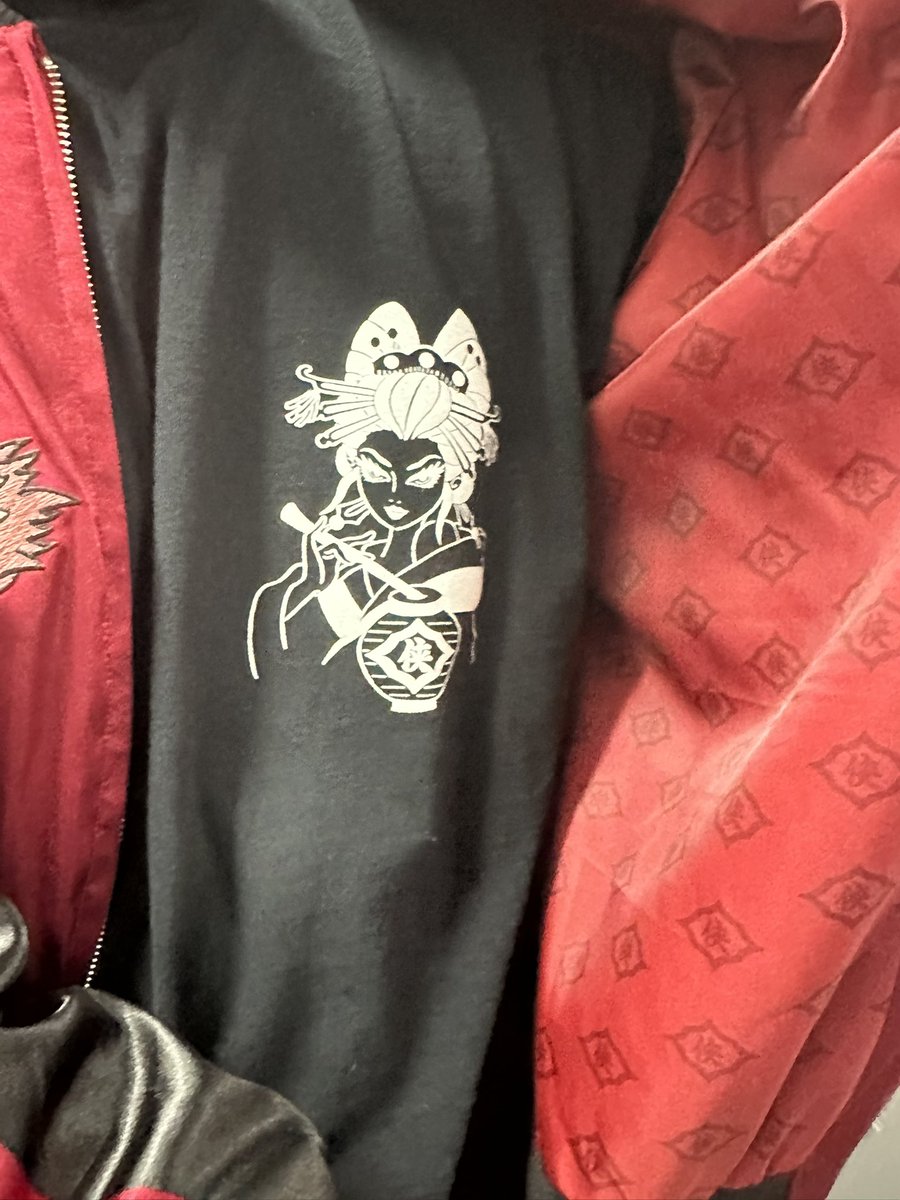 田村悠人』で田村が背負っている不動明王をデザインしたスカジャン