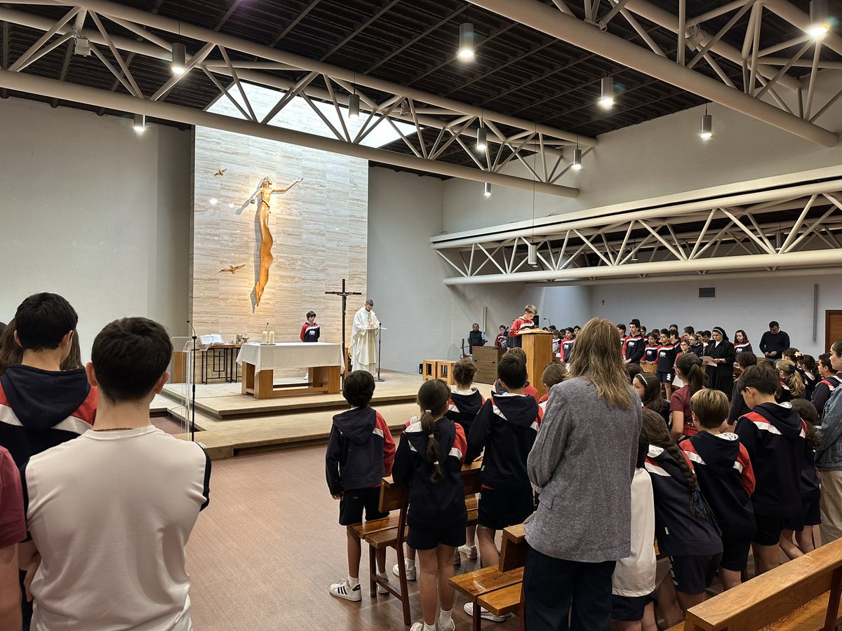 EUCARISTÍA FINAL DE CURSO

Damos gracias al Señor por este curso 🙏🏽🤲🏼