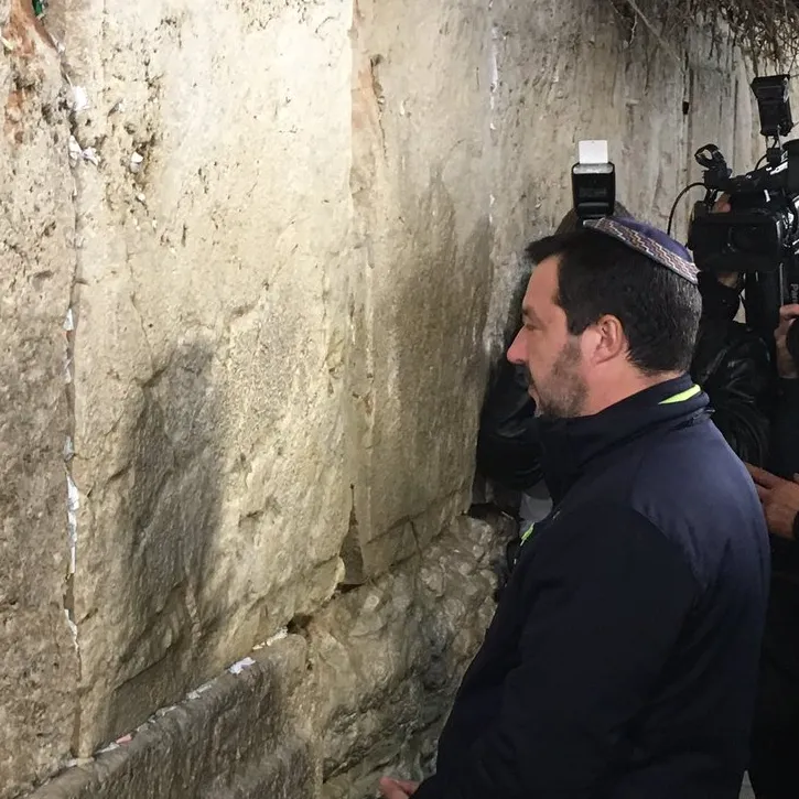 Salvini: "L'Iran vuole cancellare Israele come i nazisti"
Matteo, quando c'erano i nazisti, Israele ancora non esisteva. E' nata nel 1948...