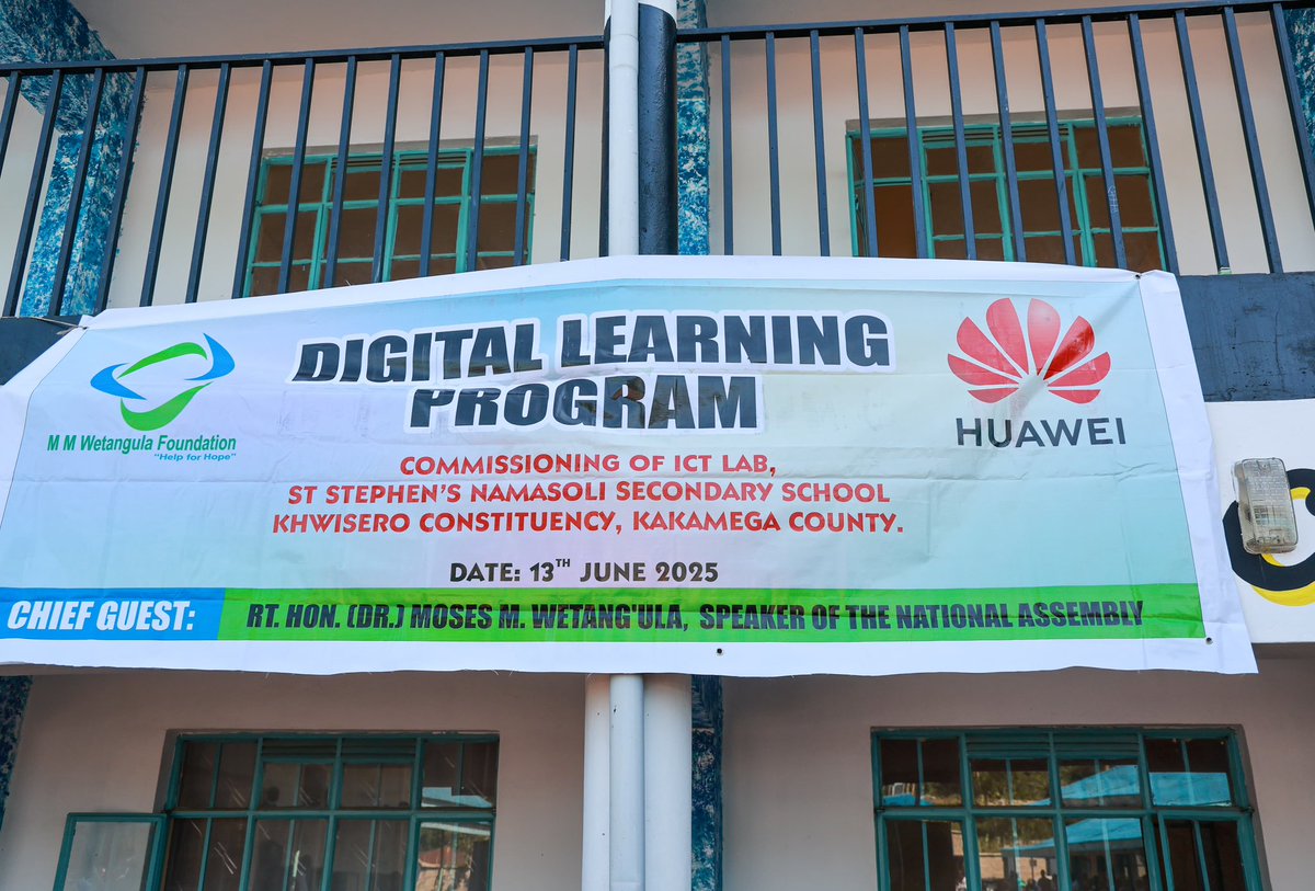 In my quest to ensure learning facilities for our children are revamped to facilitate a conducive learning environment, I officially commissioned a modern computer laboratory at Namasoli Secondary School and two new classrooms at Shirotsa Primary School in Khwisero Constituency.