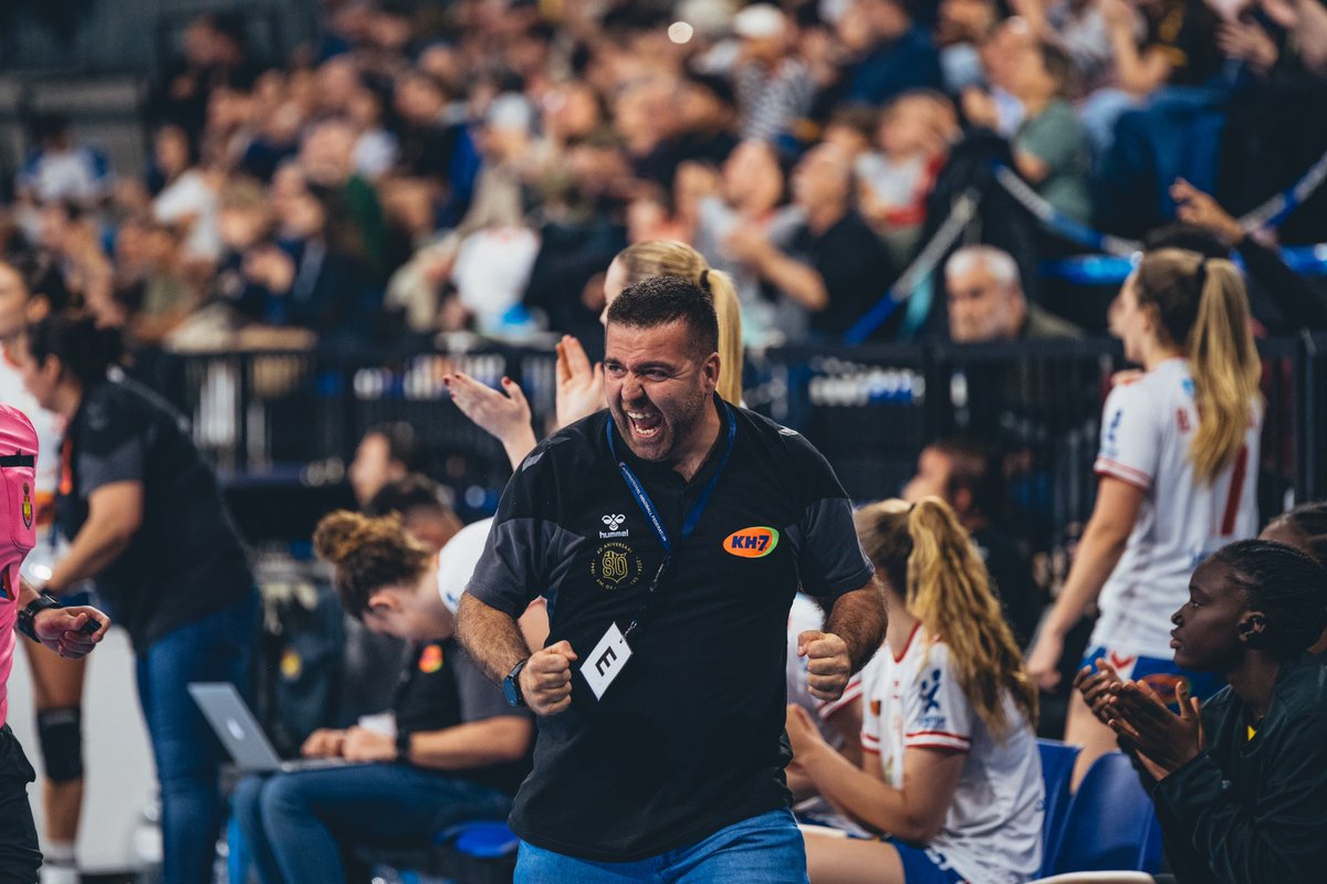 Quan et diuen que renoves per dues temporades més!🤩😆🫢

#BMGx80 #OrgullBMG🔵⚪️