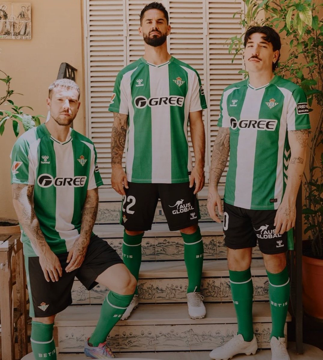 🟢 Primera equipación del Real Betis para la temporada 25/26

🔝 El escudo será bordado 

<a href="/7TVSevilla/">7TV Sevilla</a> | #Minuto91Sevilla | <a href="/Viva_Sevilla/">Viva Sevilla</a>