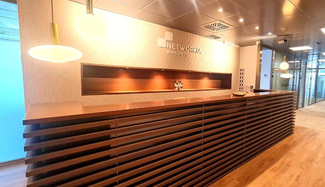 Located in the heart of #Barcelona's financial sector this #officespace has received the LEED Gold certification for its effective energy-saving measures. Amenities include meeting and training rooms and communal areas with coffee corners.

Find out more: savi.li/6019SSSAV