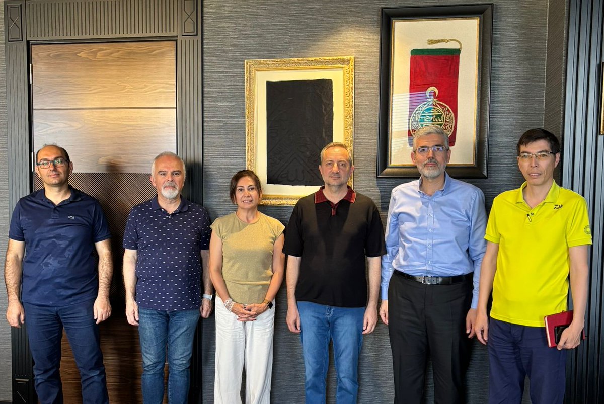 IDRC (International Disaster and Resilience Congress), 2019’dan beri yılda bir defa yapılan, konularında uzman akademisyenler, kurum ve kuruluşların çalışanları ve STK’ları bir araya getirerek “Afet Farkındalığı, Eğitimi ve Kültürüne” katkı sunmayı amaçlayan büyük bir