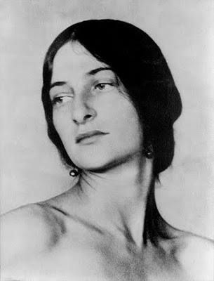 Stella Bloch by Ananda Coomaraswamy, about 1920