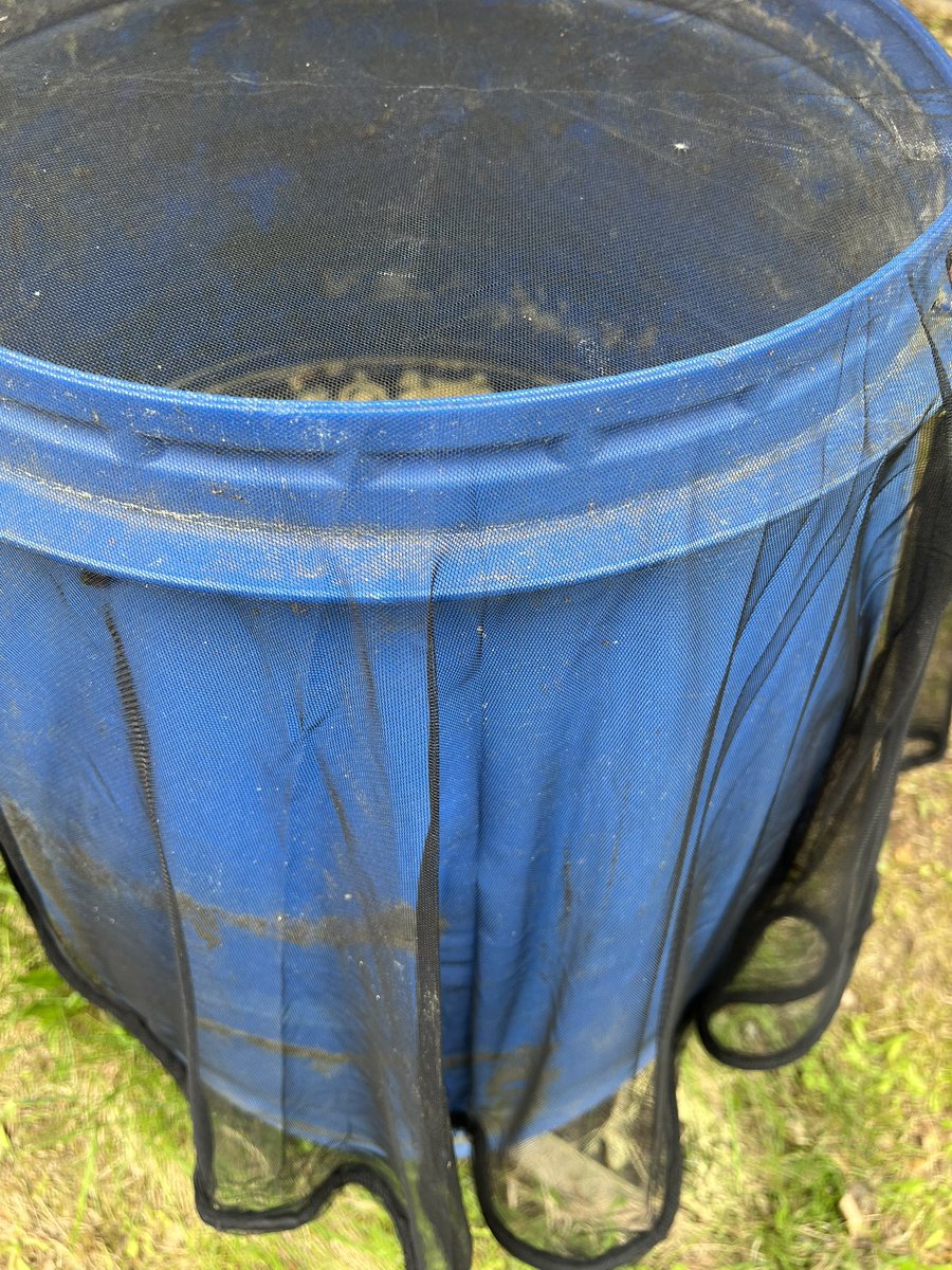 Nyt ei pitäisi hukkua enää yhtään eläintä vesipönttöön. #suojaverkko