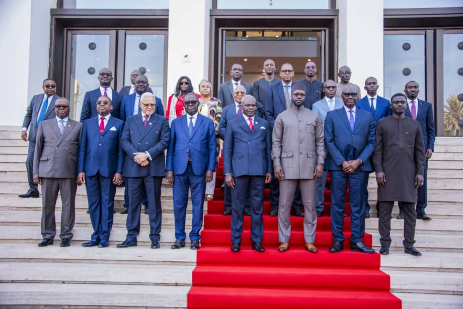 Revivez en images mon tête-à-tête avec mon homologue Ousmane Sonko et la bilatérale des deux Gouvernements.