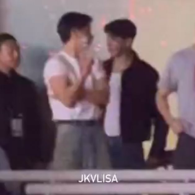 ไอ่เหี้บๆๆๆๆๆๆๆ ฮีเสิร์ฟมาก  รีไปเลยค่ะ แจก100 กุกวีมีโม้น!!!