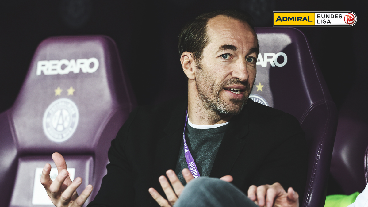🗣️ „𝗗𝗮𝘀 𝗸𝗮𝗻𝗻𝘀𝘁 𝗱𝘂 𝗻𝗼𝗿𝗺𝗮𝗹 𝗴𝗮𝗿 𝗻𝗶𝗰𝗵𝘁 𝗲𝗿𝗳𝗶𝗻𝗱𝗲𝗻.“
FAK-Sportdirektor Manuel Ortlechner spricht über seine Arbeit und den Stand der Dinge bei den Wienern. 🟣  
Den vollständigen #Artikel findest du hier 👉🏼 bundesliga.at/de/news/artike…! 📲  
#AdmiralBL