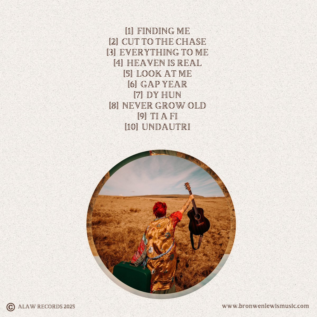 📣 MY BRAND NEW ALBUM FINDING ME IS OUT NOW 📣
Stream and download the album now by clicking this link 👇🏻
orcd.co/findingmebronw…

I hope you love it! ✨
Share with your friends if you can 😊
Thank you for supporting original, independent music. 
Cariad mawr,
Bron x