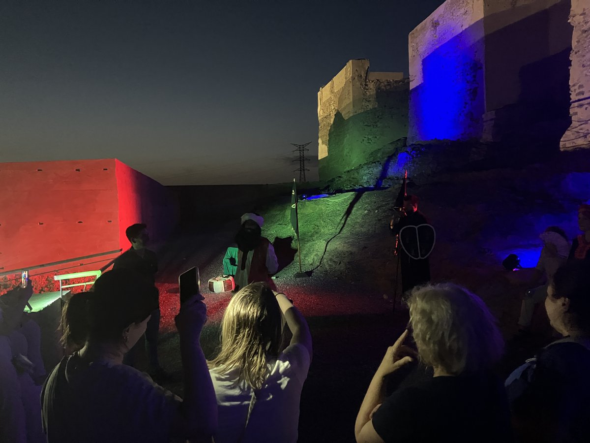 ¡Primer día superado!

Ayer echó a andar la V temporada de #NocheAndalusí y fue una noche redonda: grupo lleno, gran ambiente, y un público que escuchó, participó y nos hizo disfrutar también a nosotros.

Gracias por la acogida.

Seguimos esta noche.