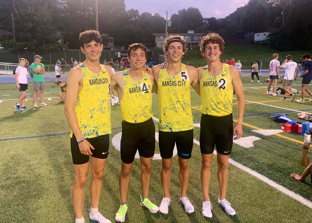 Our 4x800 boys will head back to Philly for New Balance Nationals, on the same track where they won Penn Relays (7:33.83) back in April. These four have solidified themselves as the best 4x800 group in MO history, and will have one more shot at the *national* record of 7:28.75!