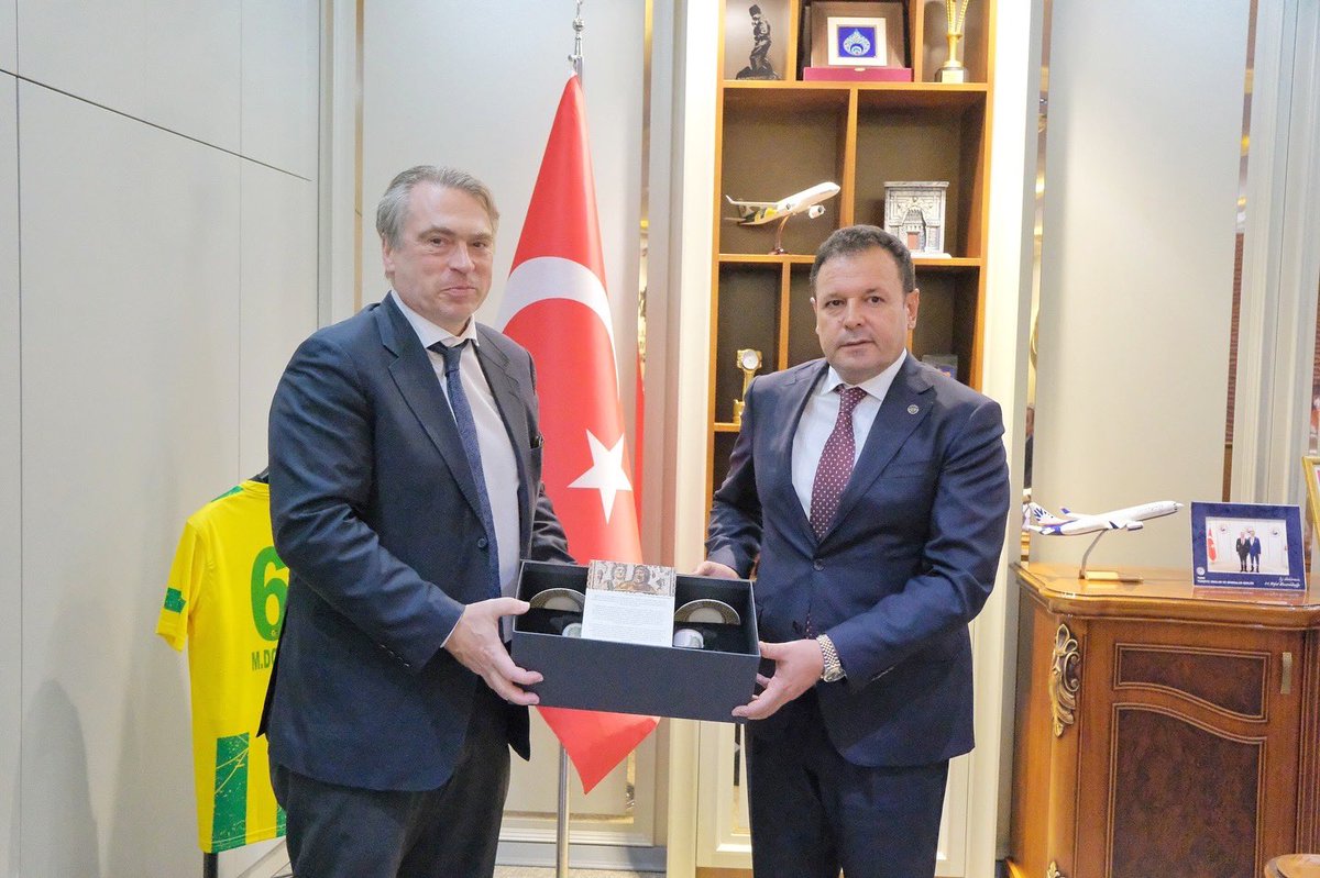 Ambassador Thomas Ossowski, along with EU Member States Ambassadors, paid a courtesy visit to President of the <a href="/sanliurfatso/">ŞUTSO</a> Mehmet Yetim.The discussions focused on the EU’s economic &amp; trade cooperation w/Şanlıurfa, &amp; the potential for supporting local businesses and investments.