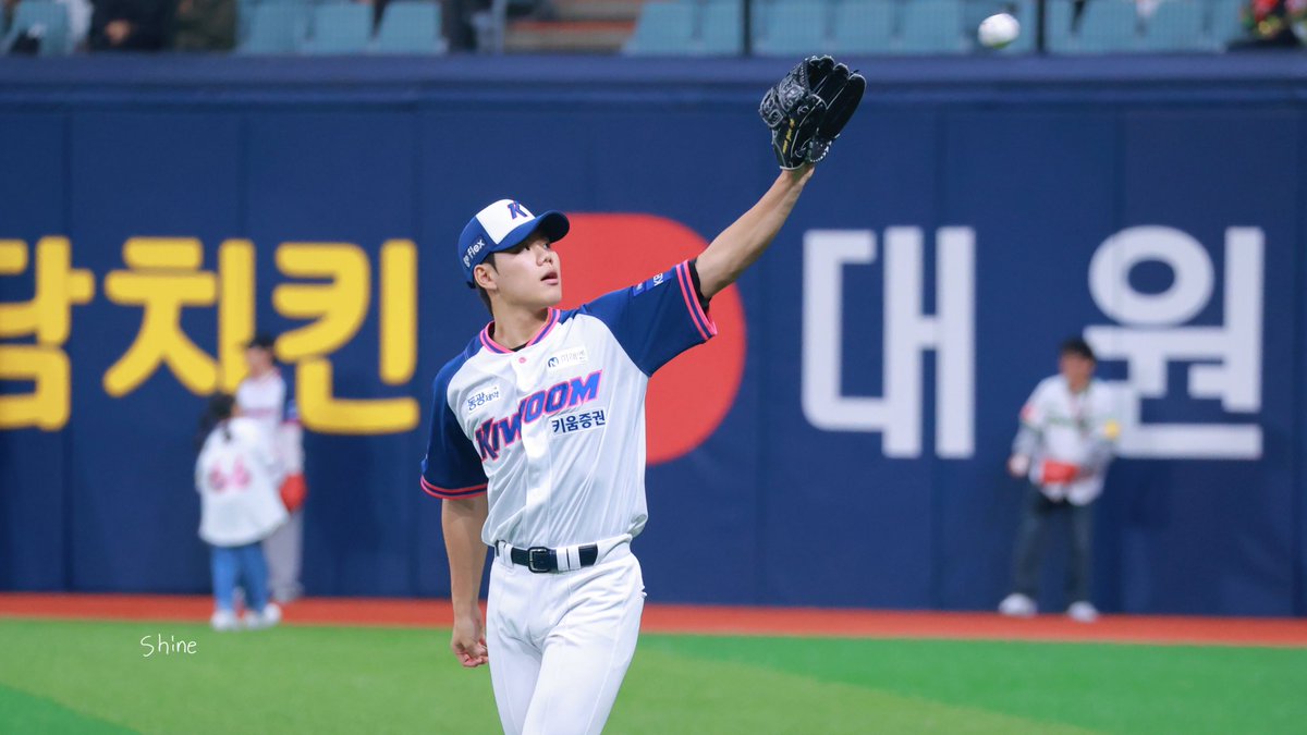 250505 vs KIA

뉴 스니폼💙💗

#timeto_start
#timeto_shine 
#키움히어로즈 #김윤하