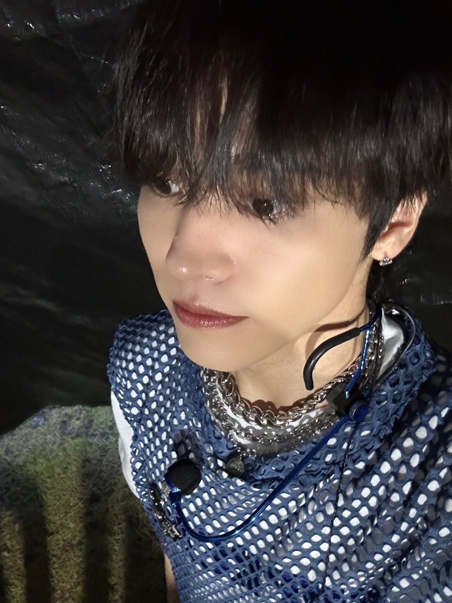 WM_ONOFF's tweet image. [#유 #U] Before          After