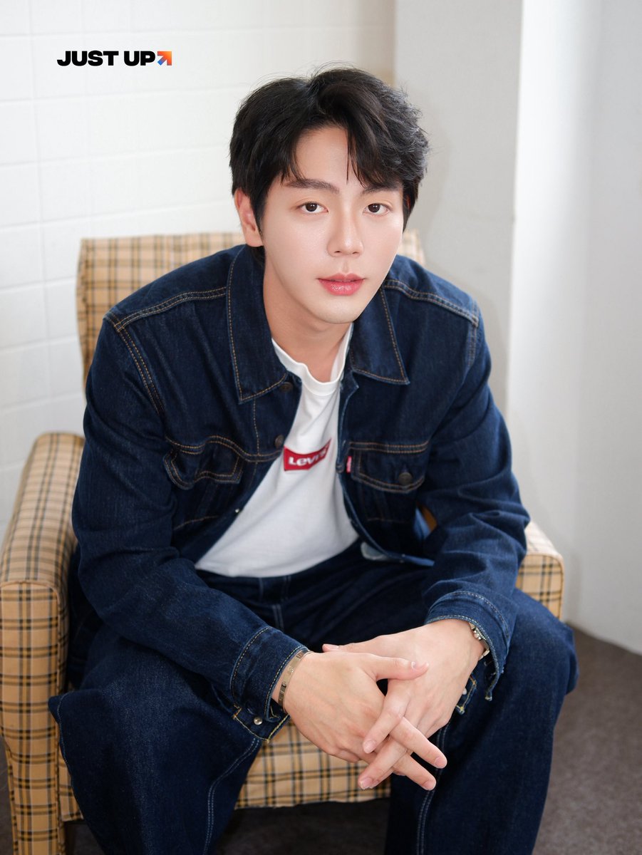 อัพ ภูมิพัฒน์ 
[LIVE] Yummy&amp;Funny, Fuchi-Coconut Entertainment with UP

UP x FUCHI COCONUT
#FuchixCoconutxUp