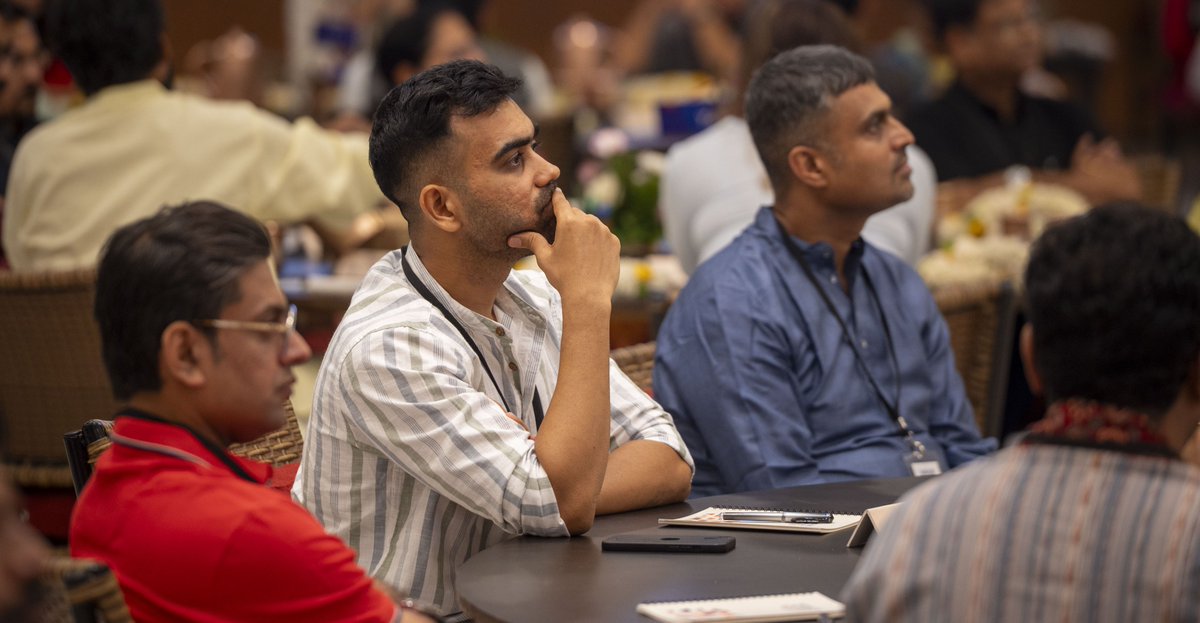 SadhguruAcademy's tweet image. Presence &amp;amp; Perception - watchwords that can make and break brands. Think about a famous brand – what&apos;s the immediate feeling or image it evokes?

In this engaging session with Ashutosh Pandey, Chief Business Officer, Mahindra Holidays - and the Facilitator of Human Is NOT a…