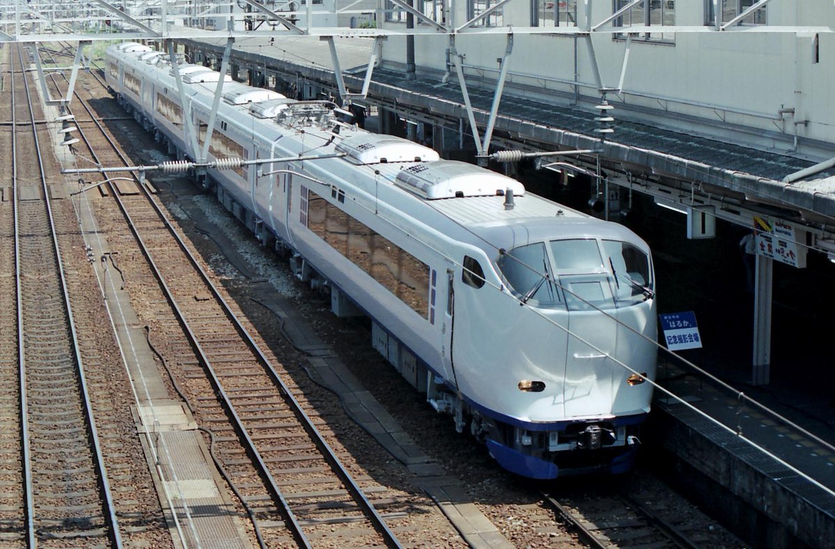 k_coupler's tweet photo. 懐かしいの特急はるか号運転開始前の富山駅での展示会。
１  クロ280-4とマスコットの
                                   はるかちゃん
2    クロ280-4
3    EF81101+スハフと281系
4    特急白山  クハ489-502と
                                     クロ280-4
1994年7月16日の記録から https://t.co/u3iBawckGK