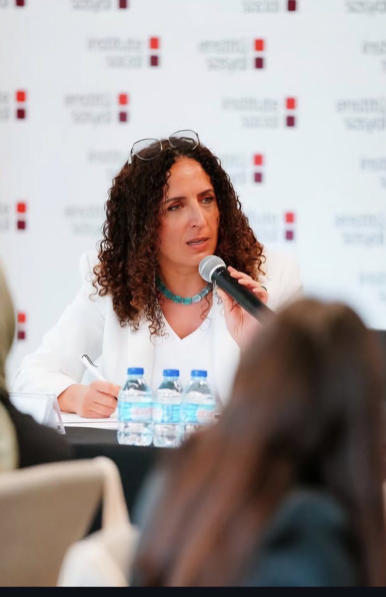 Öğrenmenin Nörobiyolojisi Çalıştayı’nda nörobilimciler, öğretmenler, eğitim araştırmacıları, psikologlar ve psikolojik danışmanlar bir araya gelerek öğrenmenin beyindeki karşılıkları değerlendirildi.
