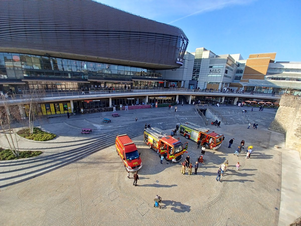 🚒 Don’t be alarmed if you see our fire engines around <a href="/Westquay/">Westquay</a> in Southampton this afternoon.

Crews from <a href="/stmarysfire54/">stmarysfire54</a> will be conducting a training exercise at the site with the support of the shopping centre.