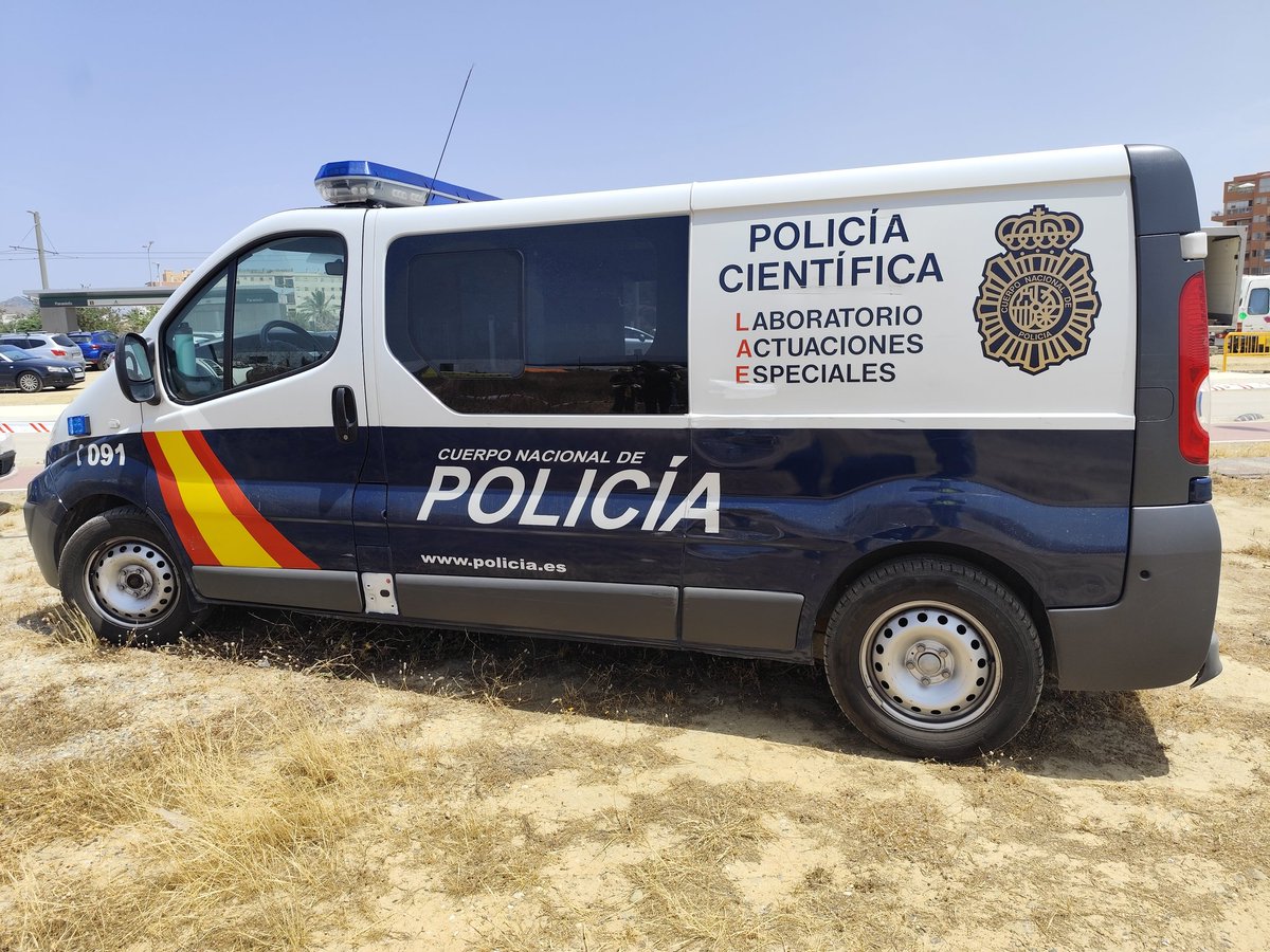 EMERGENCIAS_UMA (@counseling_uma) on Twitter photo #EJERCICIO #JEMERG25 Conociendo el trabajo de la policía científica de <a href="/policia/">Policía Nacional</a> con las víctimas en uno de los escenarios. #EJERCICIO #JEMERG25 Conociendo el trabajo de la policía científica de <a href="/policia/">Policía Nacional</a> con las víctimas en uno de los escenarios.