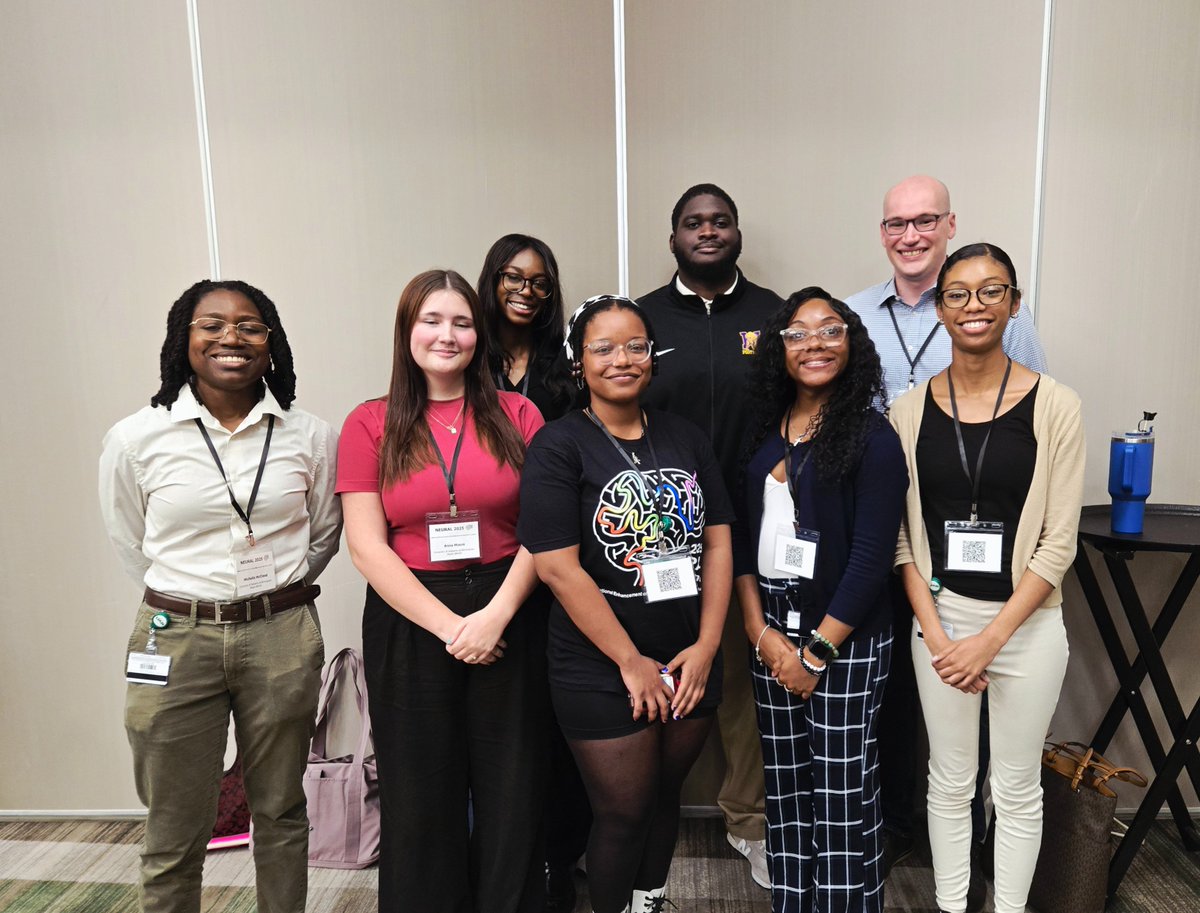 JRothUAB's tweet image. Had a wondeful time with our Blazer BRAIN scholars at the #NEURAL2025 poster session learning about the exciting neuro reseach going on! Can't wait for day 3! #leadwithexcellence @UAB_NeuroRMS @UABNews